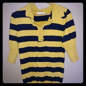 Large navy and yellow 3/4 sleeve knit shirt